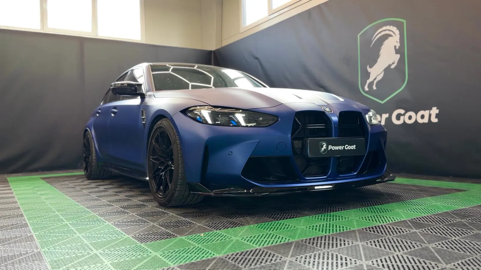 BMW M3 G80 po úprave — predok