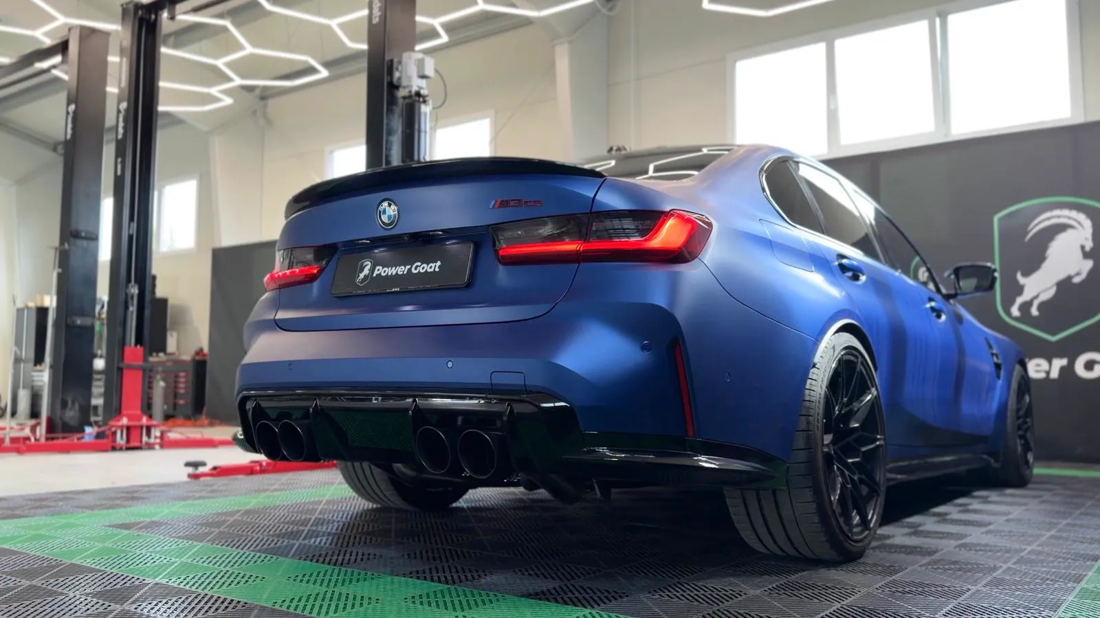 BMW M3 G80 po úprave — zadok
